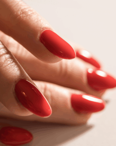 red almond nail designs
